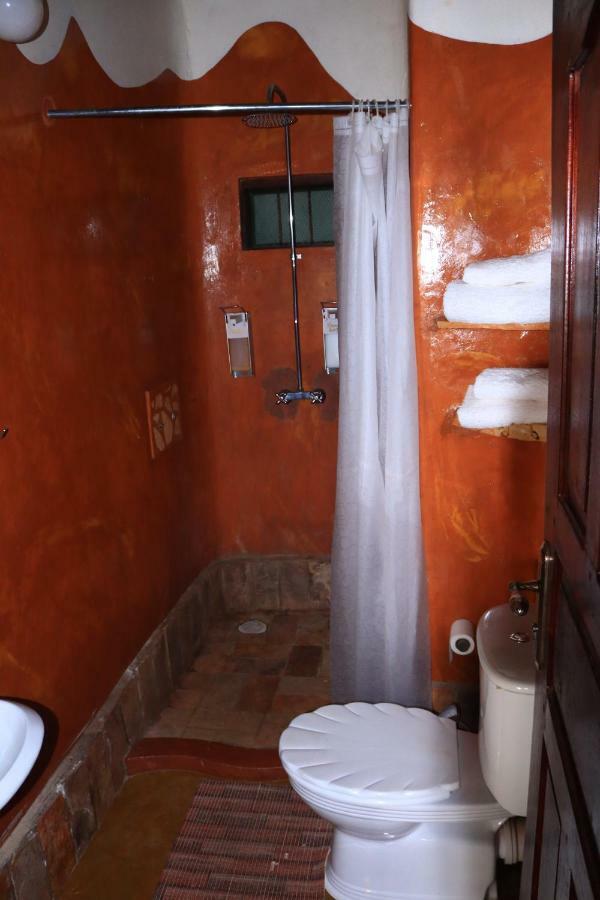 The Haven Hotel Jinja Luaran gambar